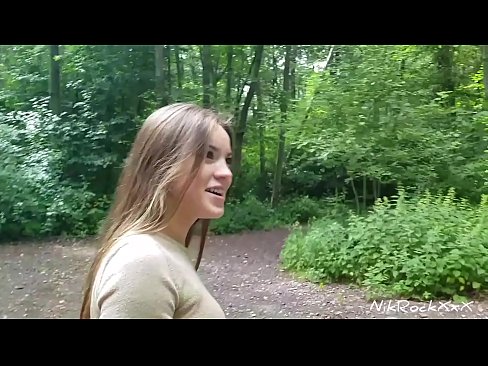 ❤️ Aghju suggeritu à Evelina ch'è no fottemu in un locu publicu ! Ella disse di sì. Allora l'aghju scopata in u culo è cum'è in bocca. Allora si pisciava. Video sessu à noi ﹏